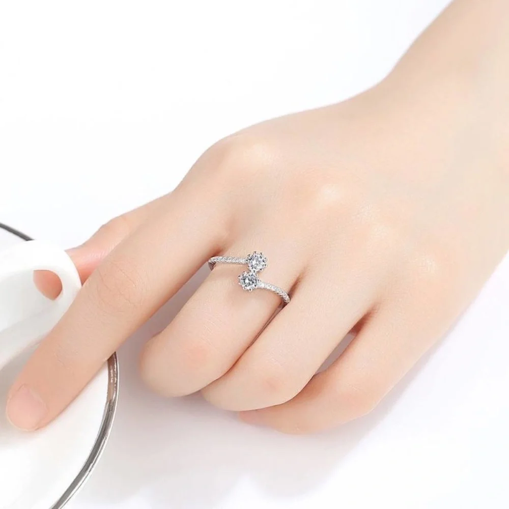 *GUINEVERE* Silver x Zircon Fashion Ring Size 9